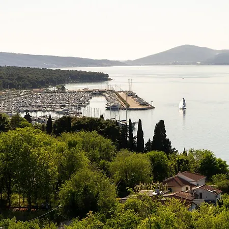 Cozy With A Beautiful View Appartamento Spalato
