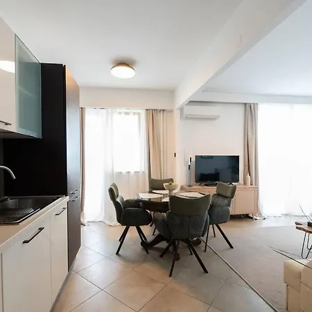 Cozy With A Beautiful View Appartamento Spalato